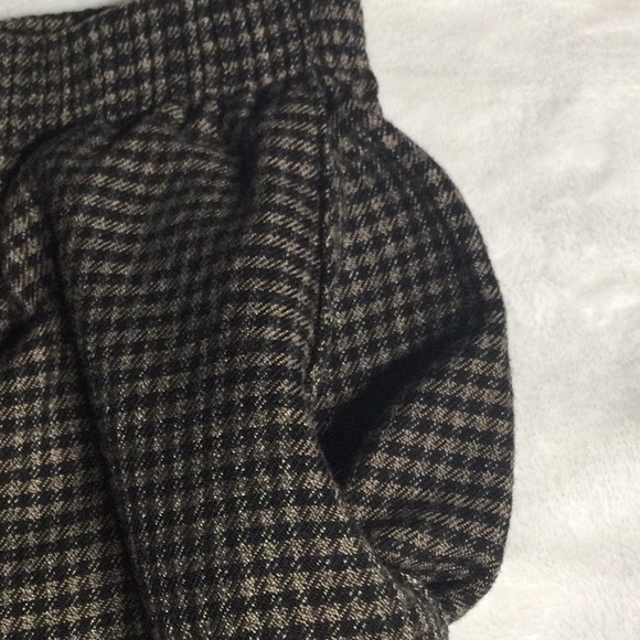 BRIGGS New York Tan snd Black Checkered pants with elastic waist band - Picture 16 of 16